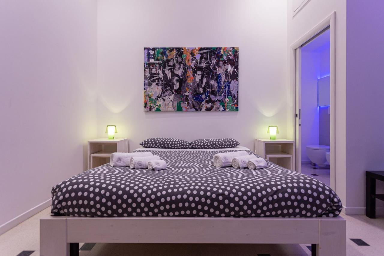 La Bella Trani - Suites And B&B ภายนอก รูปภาพ