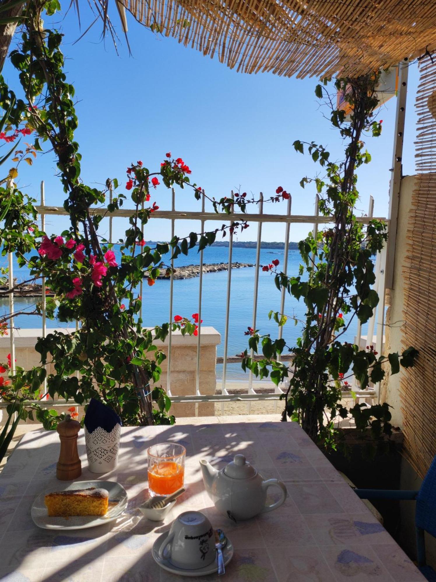 La Bella Trani - Suites And B&B ภายนอก รูปภาพ