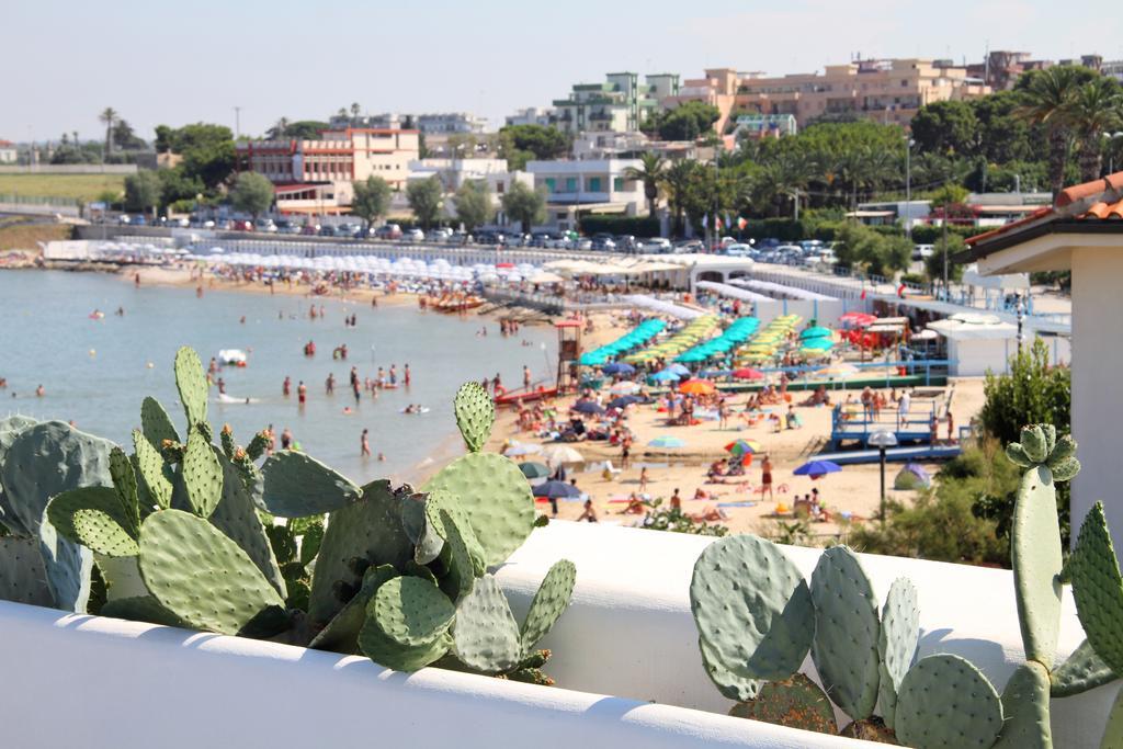 La Bella Trani - Suites And B&B ภายนอก รูปภาพ