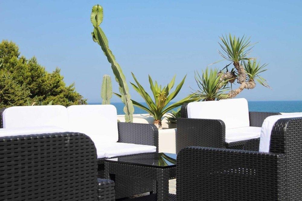 La Bella Trani - Suites And B&B ภายนอก รูปภาพ