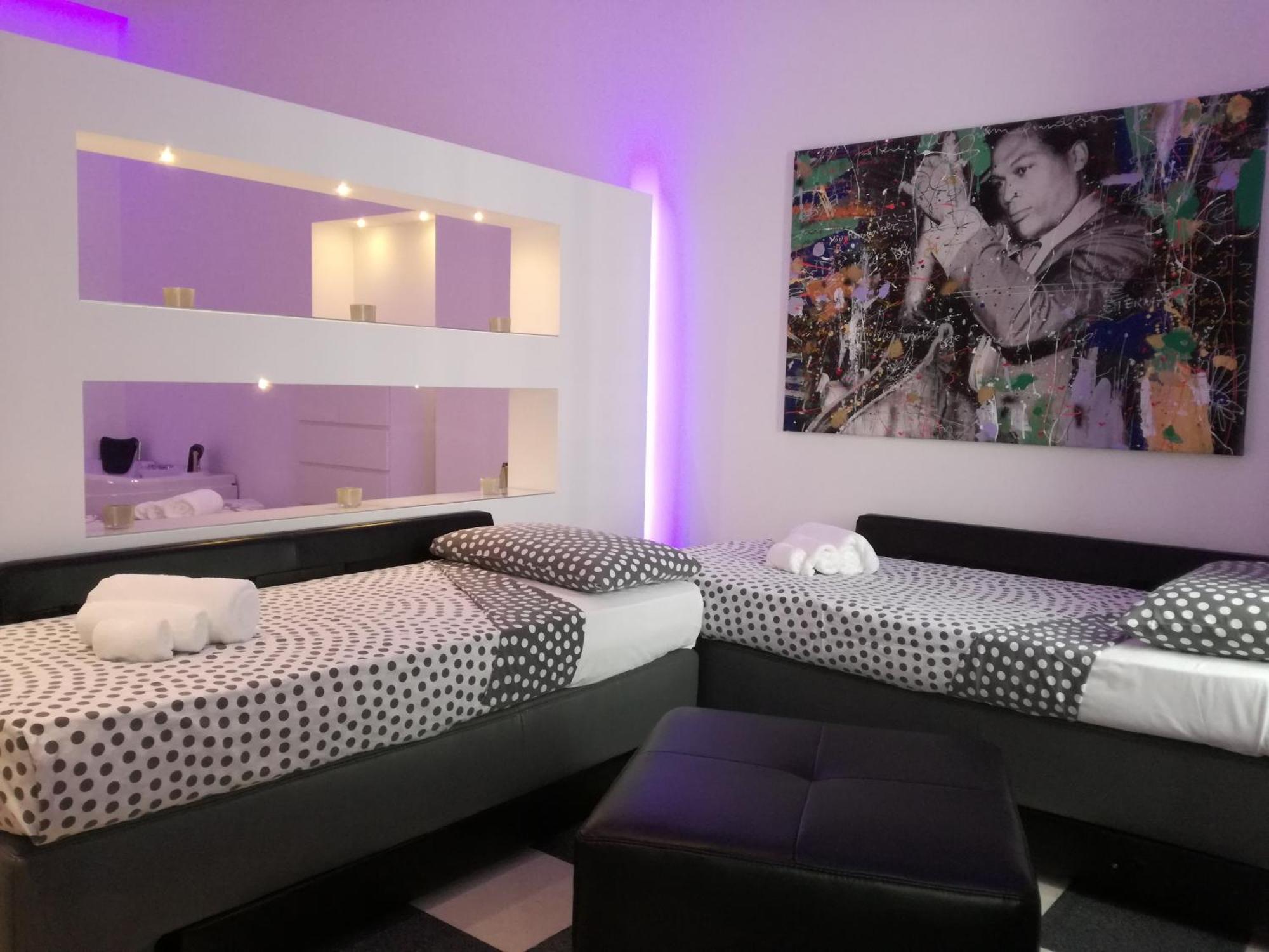 La Bella Trani - Suites And B&B ภายนอก รูปภาพ