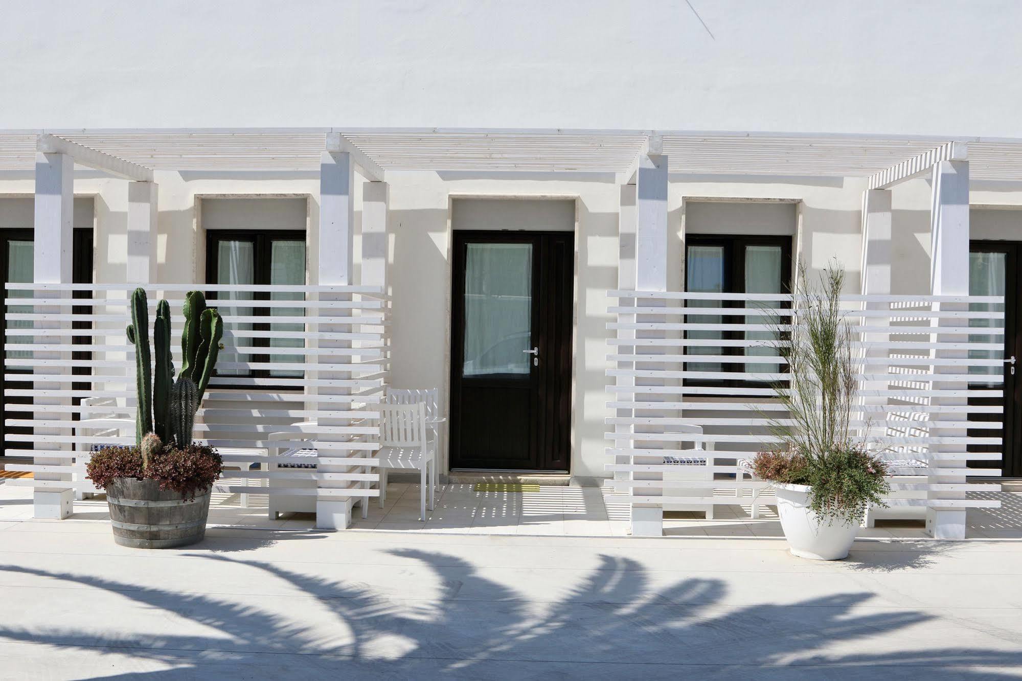 La Bella Trani - Suites And B&B ภายนอก รูปภาพ